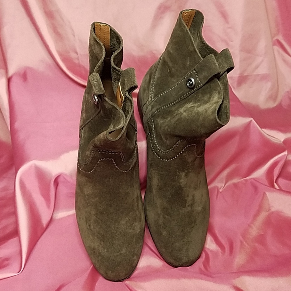 Frye & Co. Brown Suede Sarah Shorties - Picture 4 of 7